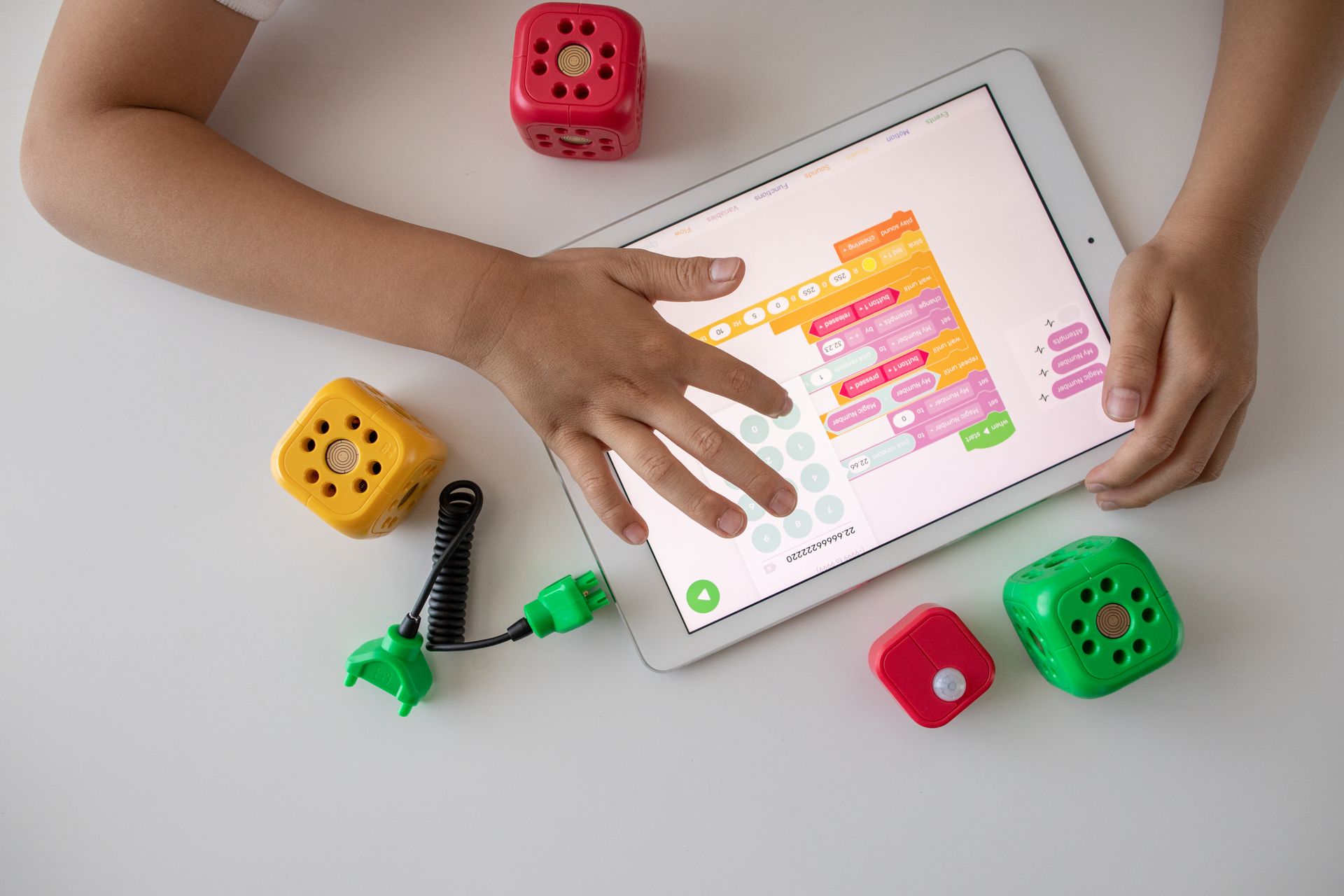Mobile APP FOR KIDS WITH AUTISM (AAT)